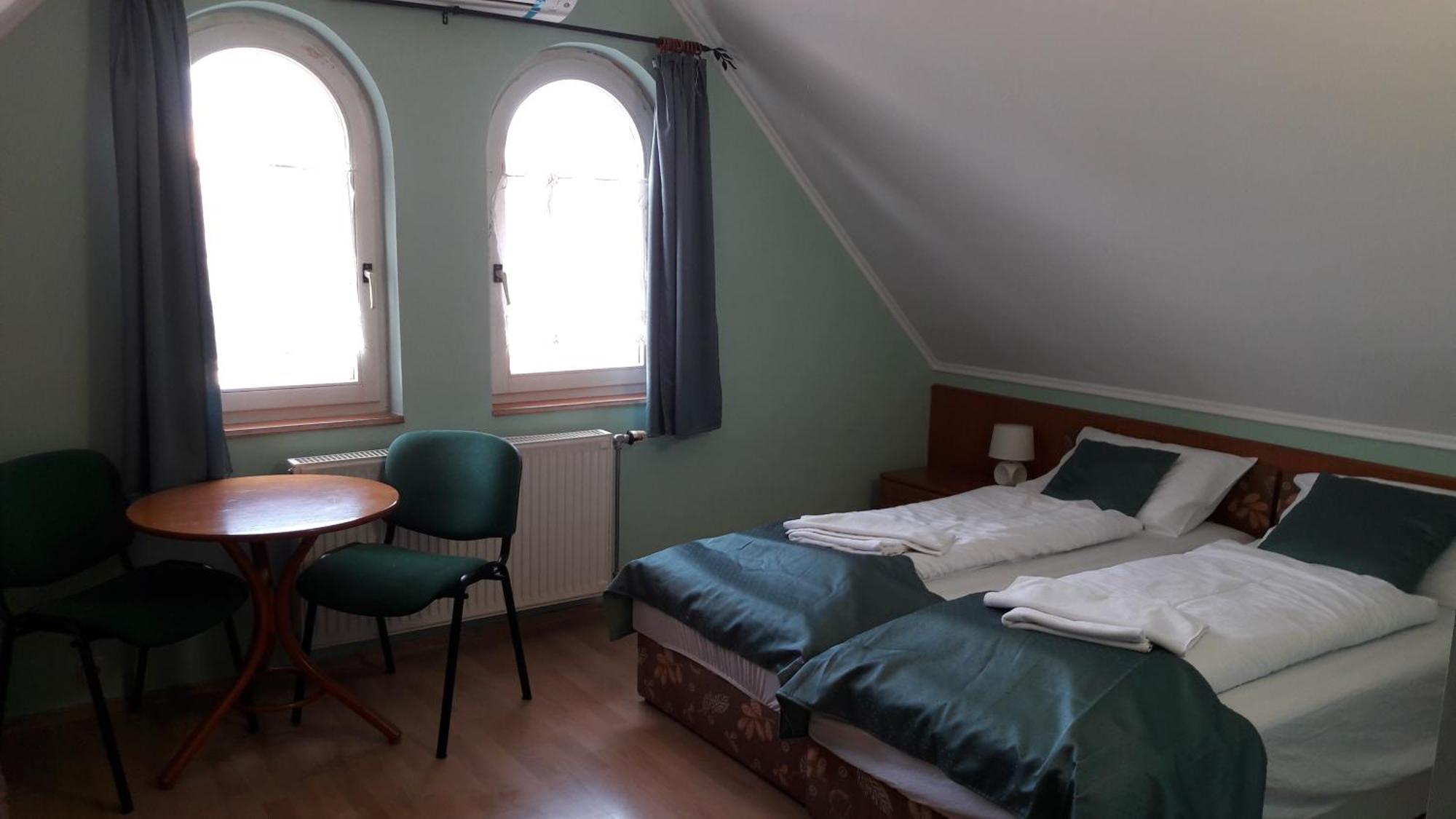 Szalay Villa Veszprem Ngoại thất bức ảnh