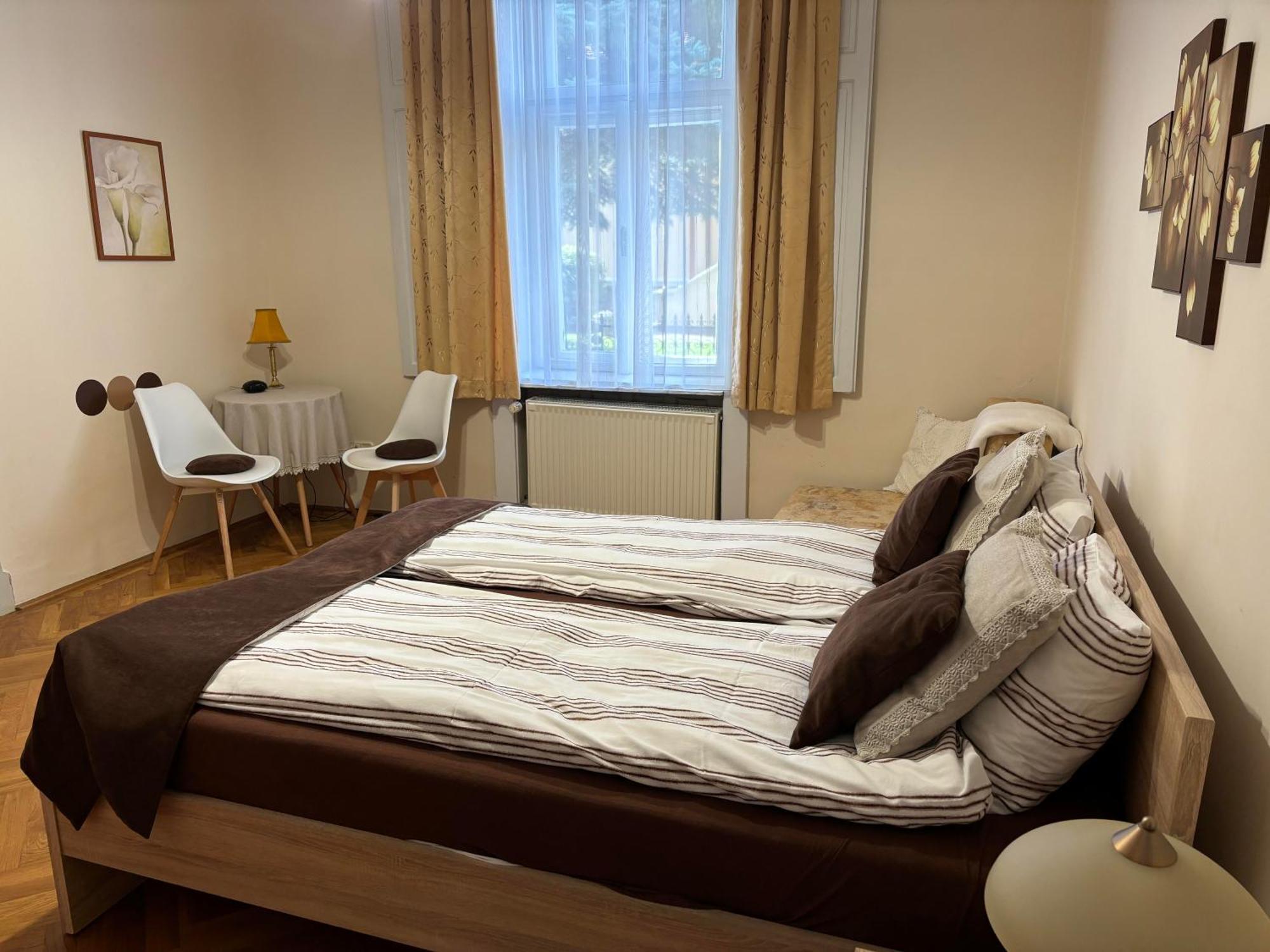 Szalay Villa Veszprem Ngoại thất bức ảnh