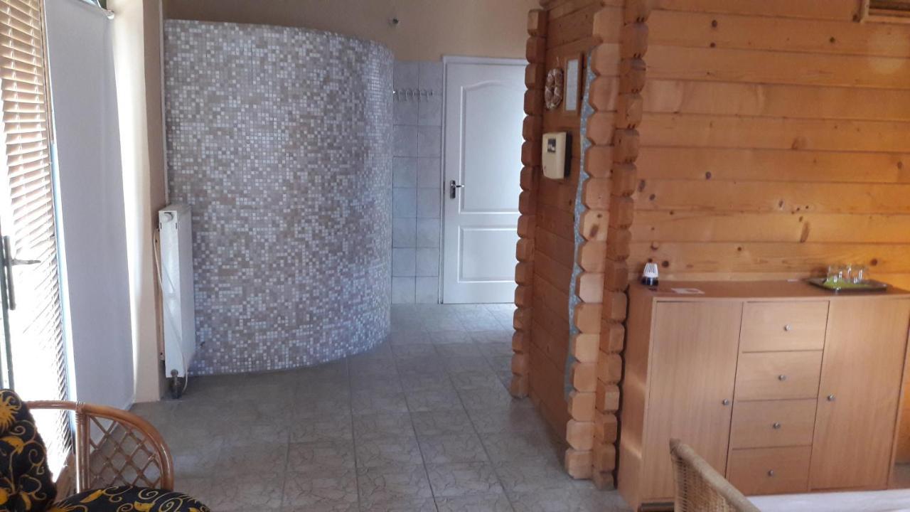 Szalay Villa Veszprem Ngoại thất bức ảnh