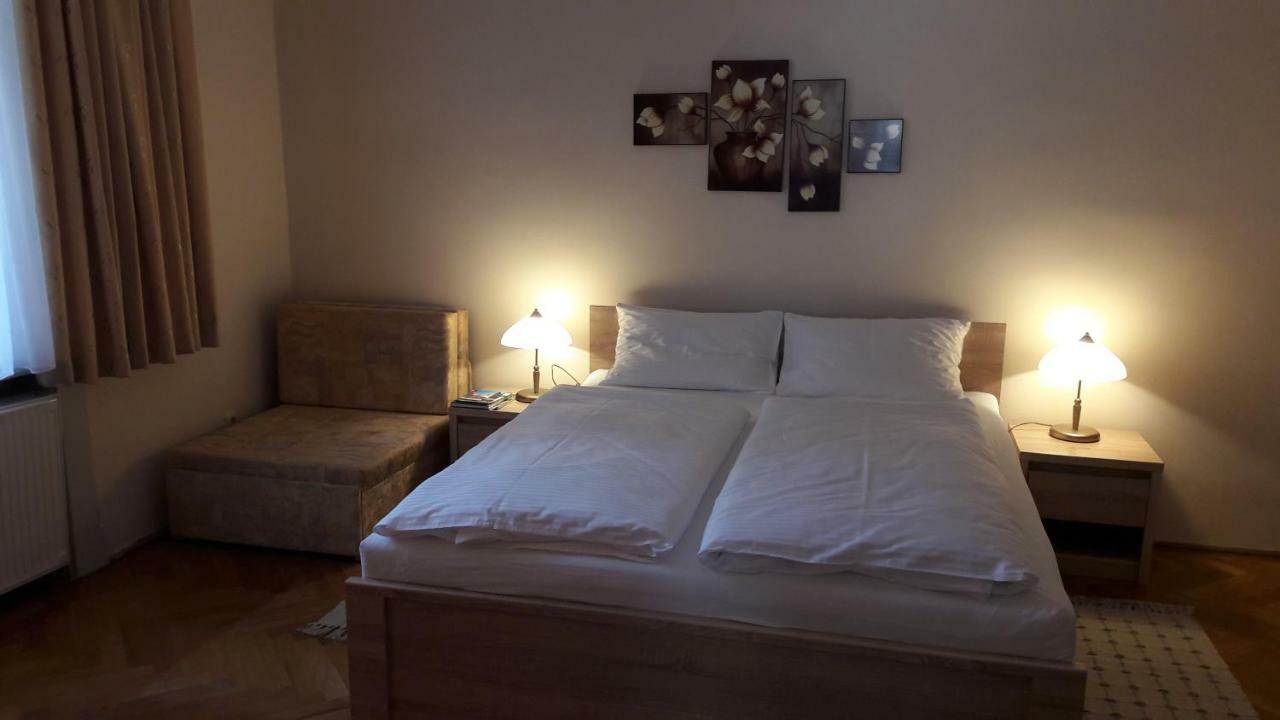 Szalay Villa Veszprem Ngoại thất bức ảnh